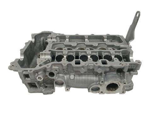 Used Cylinder head CITROËN C4 Grand Picasso II (DA_, DE_) 1.2 THP 130 (130 hp) 17482740