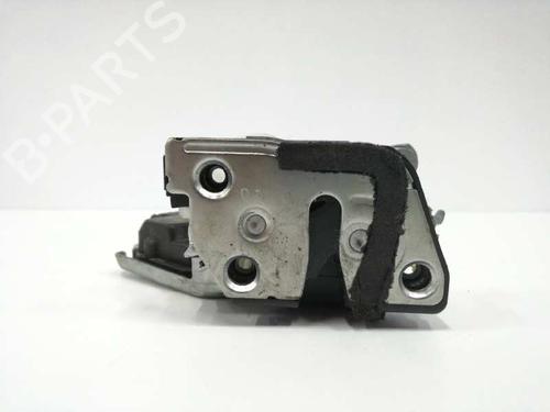 front-left-lock-suzuki-jimny-closed-off-road-vehicle-sn-13-sn413-1015200680-1998-8166106 main image
