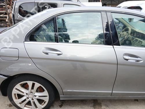 Used Right rear door MERCEDES-BENZ C-CLASS (W204) [2007-2015]  31847680
