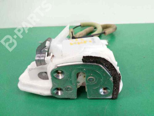 Used Rear left lock MERCEDES-BENZ E-CLASS (W210) E 320 (210.055) (220 hp) 2581220