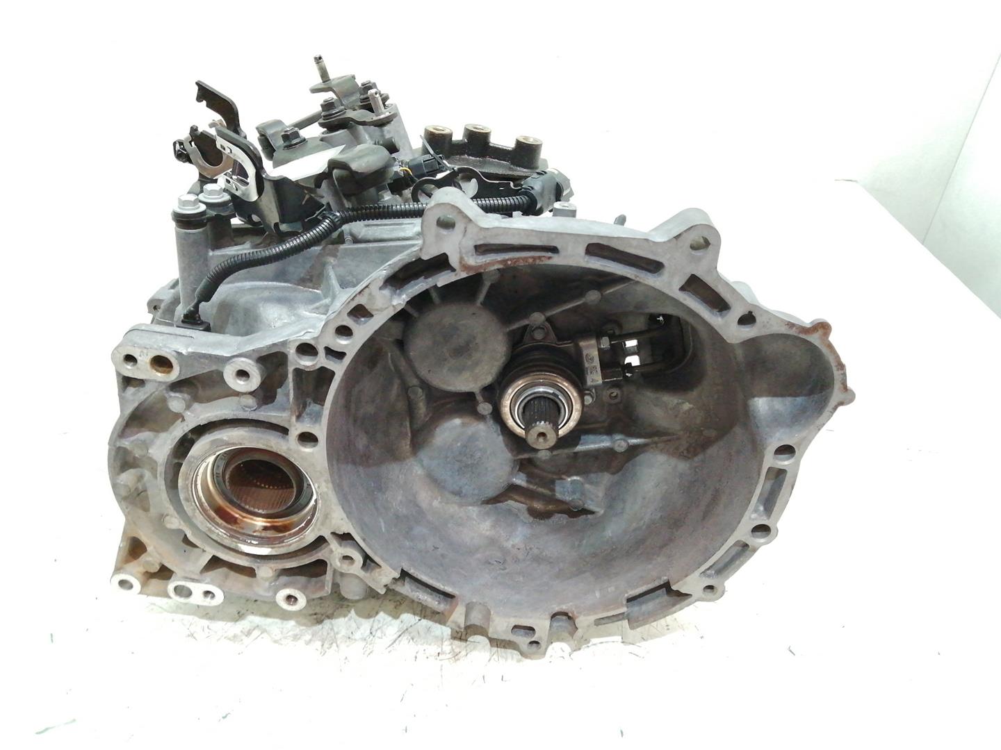 Manual gearbox HYUNDAI ix35 (LM, EL, ELH) 2.0 CRDi 15778981 | B-Parts