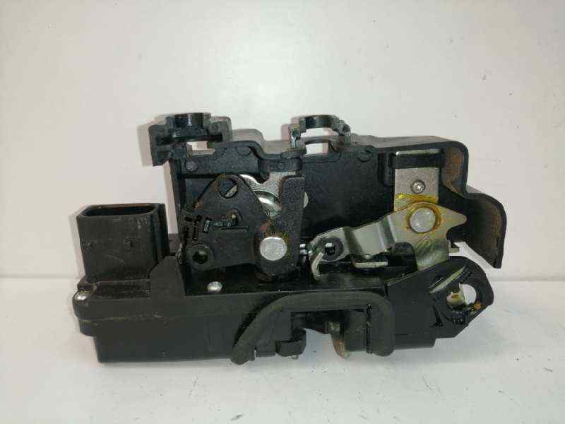 Front left lock CHEVROLET CAPTIVA (C100, C140) 2.0 D 7744860 | B-Parts