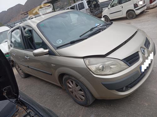 Right headlight RENAULT GRAND SCÉNIC II (JM0/1_)  | BP25848796C29 