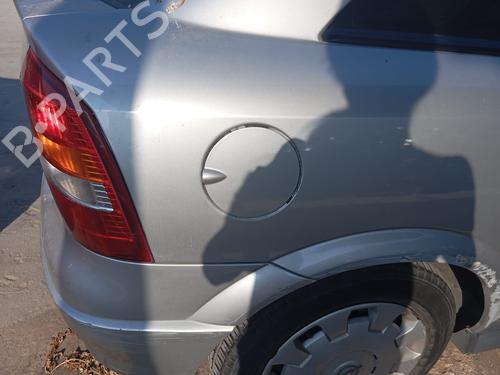 Używane Klapa wlewu paliwa OPEL ASTRA G Hatchback (T98) 1.6 (F08, F48) (84 hp) 27323125