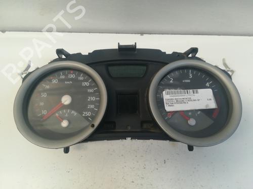 Used Instrument cluster RENAULT MEGANE II (BM0/1_, CM0/1_) [2001-2012]  9348101