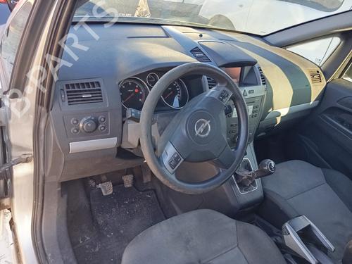 Left headlight OPEL ZAFIRA / ZAFIRA FAMILY B (A05) 1.9 CDTI (M75) | BP32342262C28