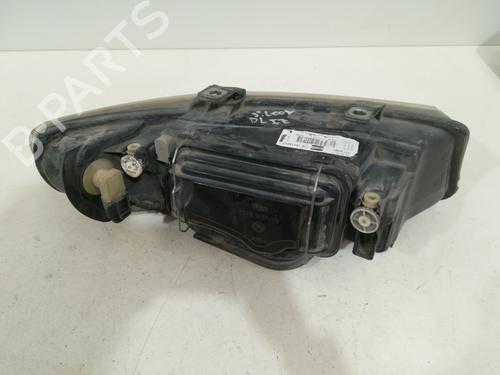 Faro izquierdo SEAT LEON (1M1)  | BP15677714C28 