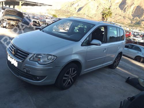Left mirror VW TOURAN (1T1, 1T2) 2.0 TDI 16V | BP16240915C26 
