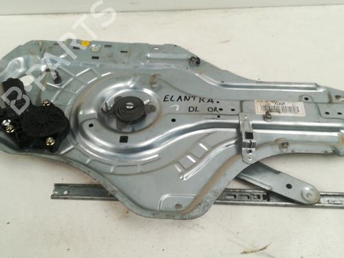 Alzavetro anteriore destra HYUNDAI ELANTRA III (XD) [2000-2006]  12314287