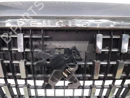 Front bumper PEUGEOT 3008 II SUV (MC_, MR_, MJ_, M4_) 1.6 BlueHDi 120 | BP25156337C7 