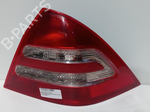 Used Right taillight MERCEDES-BENZ C-CLASS (W203) C 270 CDI (203.016) (170 hp) 15824409