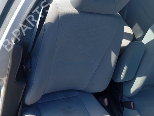 Sedile anteriore destro MITSUBISHI SPACE STAR MPV (DG_A) 1.9 DI-D (DG4A) (102 hp) 27324986