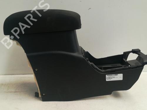 Armrest / Center console MITSUBISHI ASX (GA_W_) 1.6 MIVEC (GA1W) (117 hp) 12902064