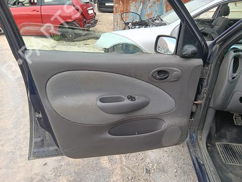 Venstre fortil invendig håndtag FORD FIESTA IV (JA_, JB_) 1.3 i (60 hp) 18147448
