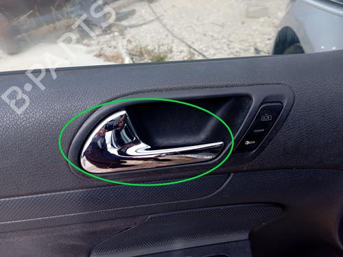 Venstre foran invendig håndtak VW GOLF V (1K1) [2003-2010]  25493605
