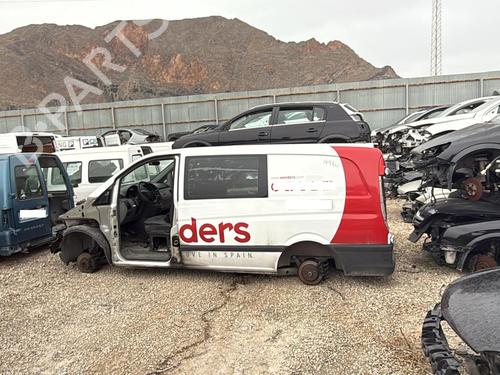 Grille MERCEDES-BENZ VITO / MIXTO Van (W639) 111 CDI (639.601, 639.603) | BP32139478C40 