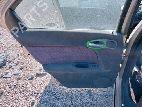 Venstre bak invendig håndtak ALFA ROMEO 156 (932_) 1.9 JTD 16V (932AXE00) (140 hp) 24659509
