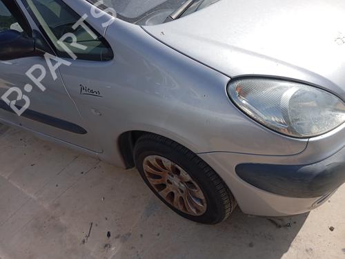 Used Right front fenders CITROËN XSARA PICASSO (N68) 2.0 HDi (90 hp) 28017719