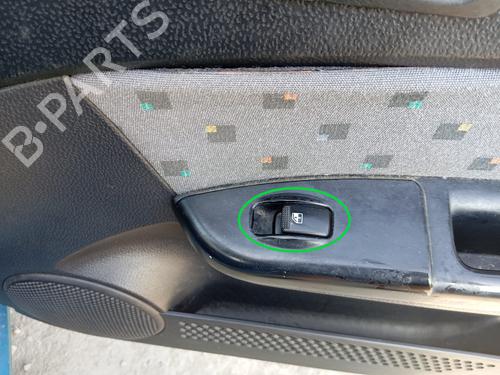 Used Right front window switch HYUNDAI GETZ (TB) 1.1 (63 hp) 27592210