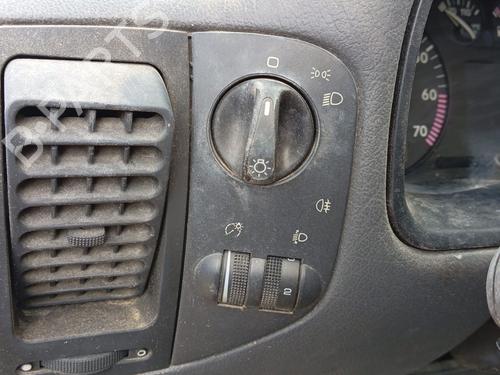 Used Headlight switch VW POLO III (6N1) 50 1.0 (50 hp) 16232672