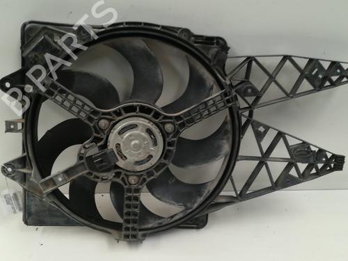 Used Radiator fan FIAT GRANDE PUNTO (199_) 1.3 D Multijet (199.AXD11, 199.AXD1A, 199.AXD1B,... (90 hp) 9359590