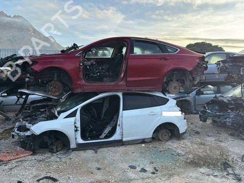 Radiator fan FORD FOCUS III | BP26331539M35