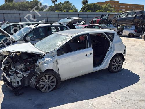 Switch TOYOTA AURIS (_E18_) 1.8 Hybrid (ZWE186_, ZWE186R) | BP36389885I30 - Image 8