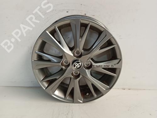 Fælk TOYOTA YARIS (_P13_) 1.5 Hybrid (NHP130_, NHP130) (101 hp) 28413357