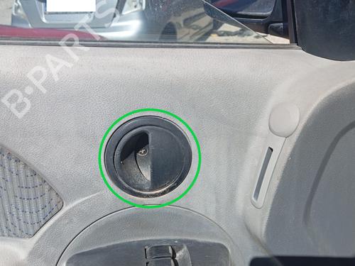 Used Front left interior door handle CHEVROLET AVEO / KALOS Hatchback (T200) 1.4 16V (94 hp) 16227991