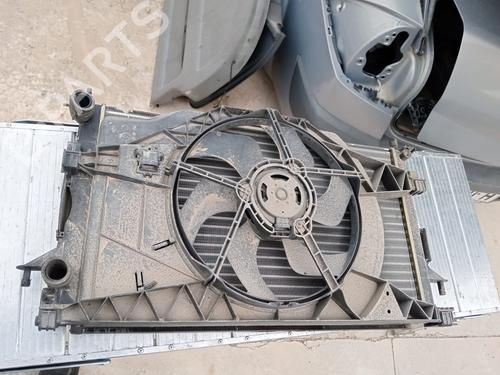 Used Radiator fan RENAULT LAGUNA II (BG0/1_) 2.0 16V (BG00, BG0K, BG0P, BG0W) (135 hp) 25471323