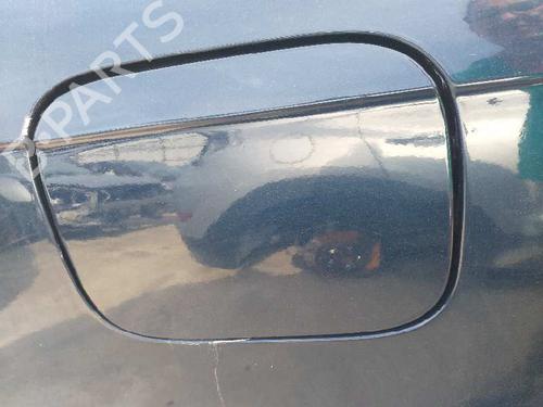 Używane Klapa wlewu paliwa AUDI A4 B7 Avant (8ED) 2.0 TDI 16V (140 hp) 12274883