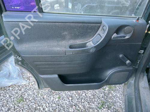 Verkleidung hinten links für OPEL ZAFIRA A MPV (T98) 2.0 DTI 16V (F75) (101 hp) 12289506