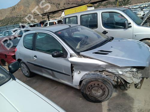 Dør høyre foran PEUGEOT 206 Hatchback (2A/C) 1.4 LPG (75 hp) 18168997