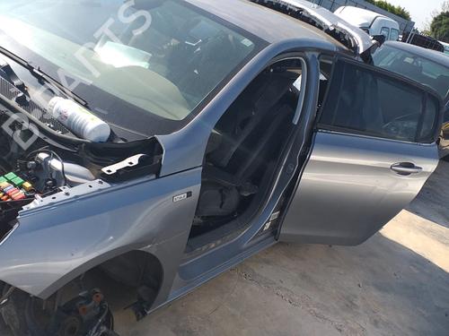 Venstre bak utvendig håndtak PEUGEOT 308 II (LB_, LP_, LW_, LH_, L3_) [2013-2021]  12281105