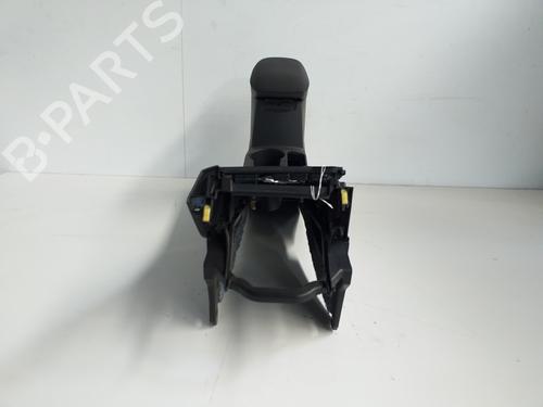 Armrest / Center console TOYOTA AURIS (_E18_) 1.8 Hybrid (ZWE186_, ZWE186R) | BP15417716I20 