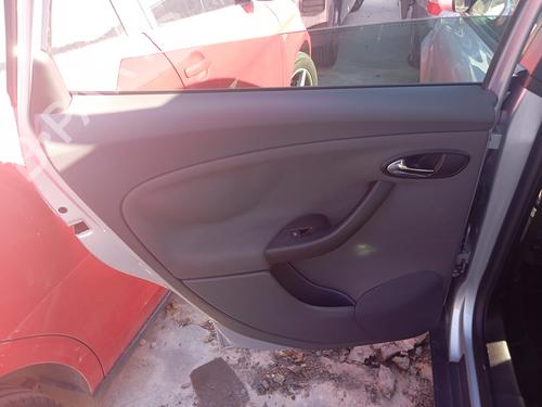 Rudehejsemotor bagstkærm venstre SEAT TOLEDO III (5P2) 1.9 TDI (105 hp) 23565842
