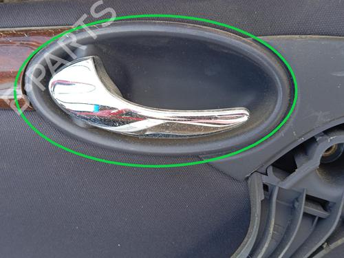 Venstre bak invendig håndtak MERCEDES-BENZ A-CLASS (W168) A 170 CDI (168.009, 168.109) (95 hp) 24404316