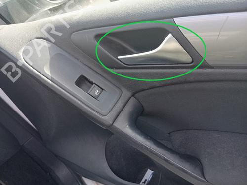 Used Front right interior door handle VW GOLF VI (5K1) [2008-2014]  24527786