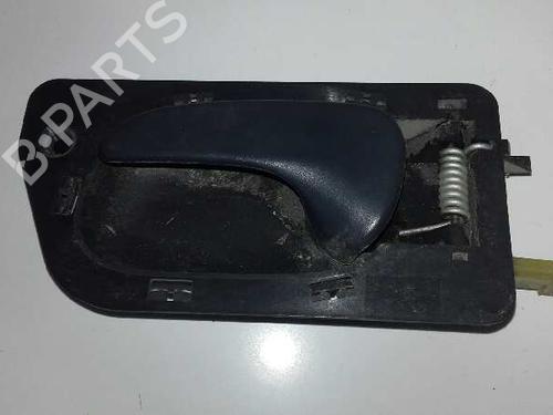 Used Rear left interior door handle RENAULT LAGUNA I (B56_, 556_) [1993-2002]  9353377