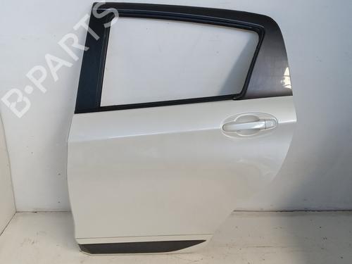 Porta trás esquerda Porta trás esquerda TOYOTA YARIS (_P13_) 1.5 Hybrid (NHP130_, NHP130) (101 hp) 36156968 36156968