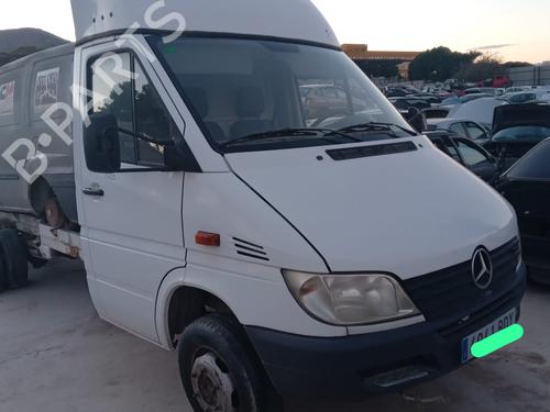 Frente em fibra/chapa MERCEDES-BENZ SPRINTER 4-t Platform/Chassis (B904) 413 CDI (129 hp) 16267124