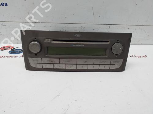 Bilradio FIAT LINEA (323_, 110_) 1.3 D Multijet (323AXB11, 323AXB1A) (90 hp) 9357271