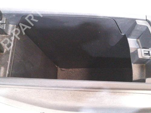 Armrest / Center console RENAULT SCÉNIC III (JZ0/1_)  | BP9362100I20 
