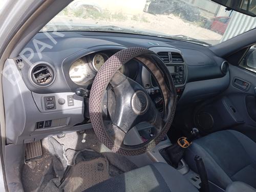 Used Dashboard TOYOTA RAV 4 II (_A2_) 2.0 4WD (ACA21, ACA20) (150 hp) 26655427