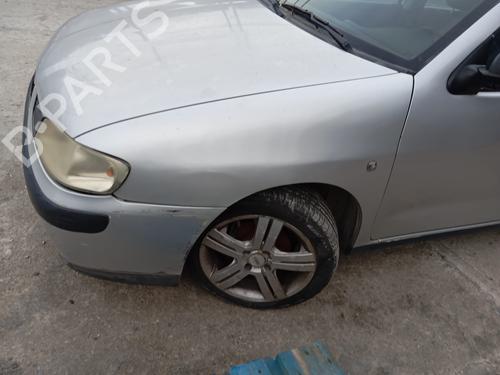 Used Left front fenders Left front fenders SEAT CORDOBA (6K1, 6K2) [1993-2002] 33411752 33411752