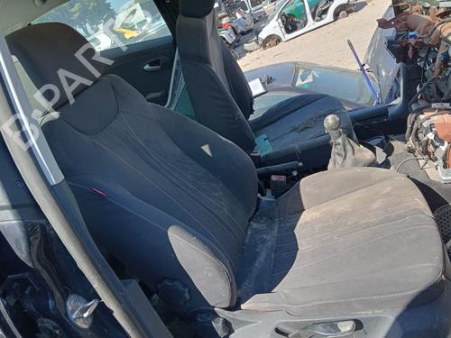Used Right front seat SEAT LEON (1P1) 1.6 TDI (90 hp) 12284213