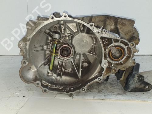 Used Gearbox HYUNDAI TUCSON (JM) 2.0 CRDi (113 hp) 9353582