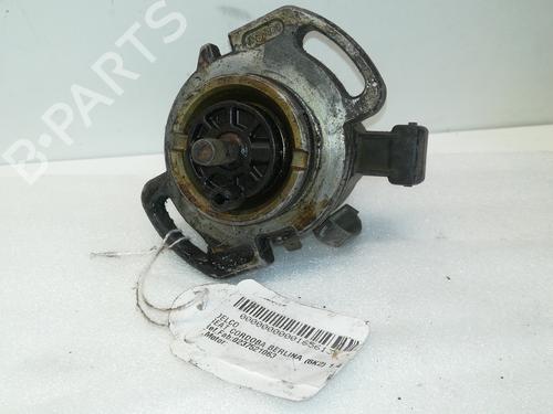 Used Ignition distributor SEAT CORDOBA (6K1, 6K2) 1.4 i (60 hp) 9354363