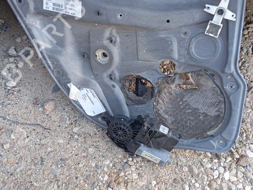 Vindusheismotor venstre bak VW GOLF IV (1J1) 1.9 TDI (101 hp) 23980231