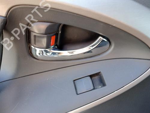 Used Rear left interior door handle TOYOTA RAV 4 III (_A3_) 2.2 D 4WD (ALA30_, ALA30R) (136 hp) 18159103